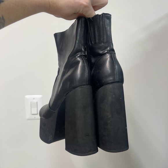 Dollskill Platforms - Picture 5 of 5